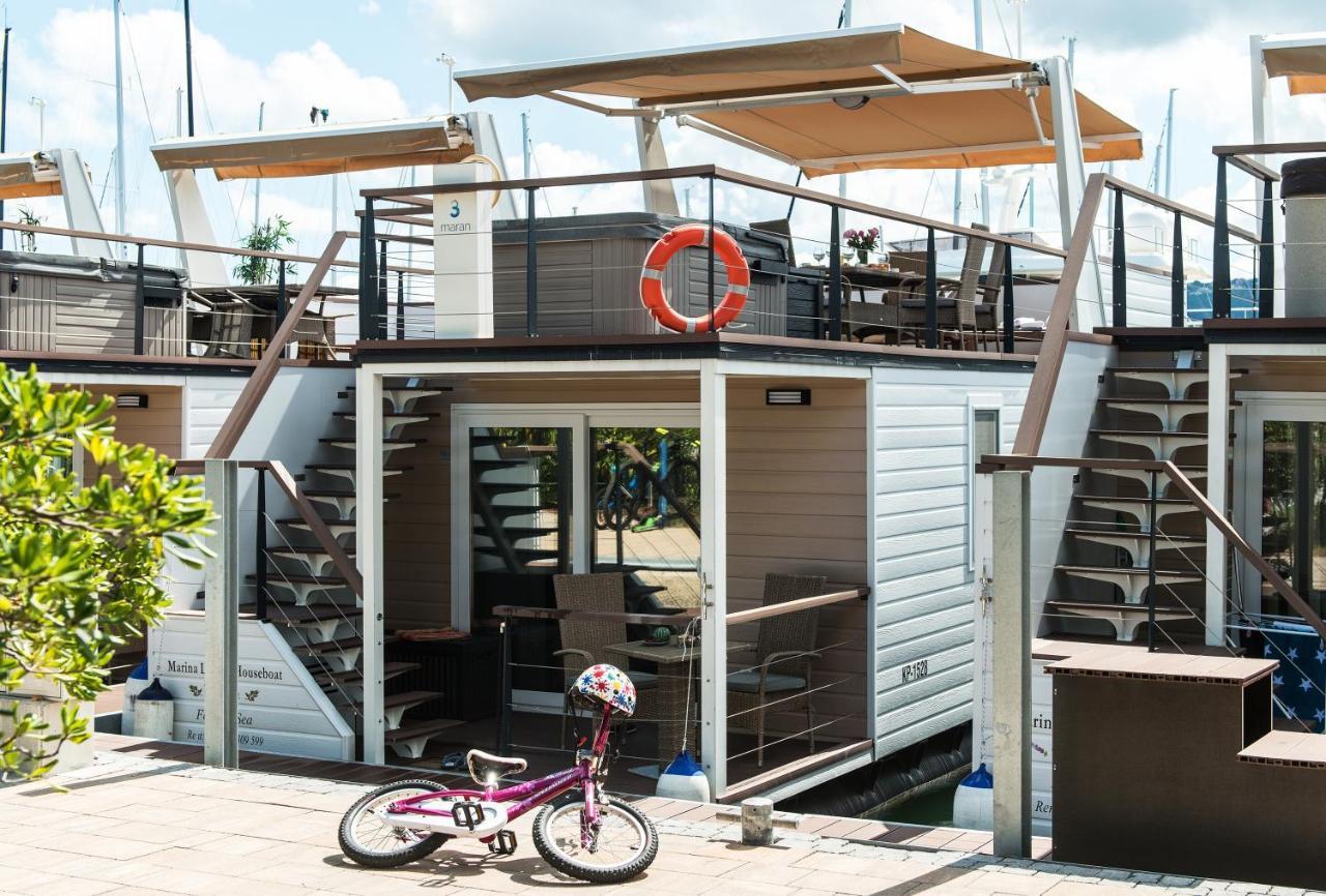 ポルトローシュ Marina Luxury Houseboat Oliveヴィラ エクステリア 写真