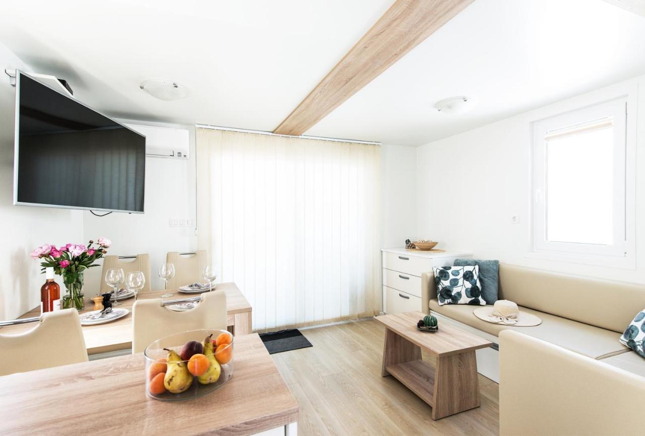 ポルトローシュ Marina Luxury Houseboat Oliveヴィラ エクステリア 写真