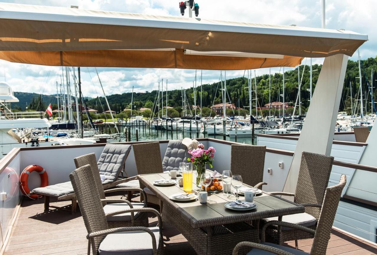 ポルトローシュ Marina Luxury Houseboat Oliveヴィラ エクステリア 写真