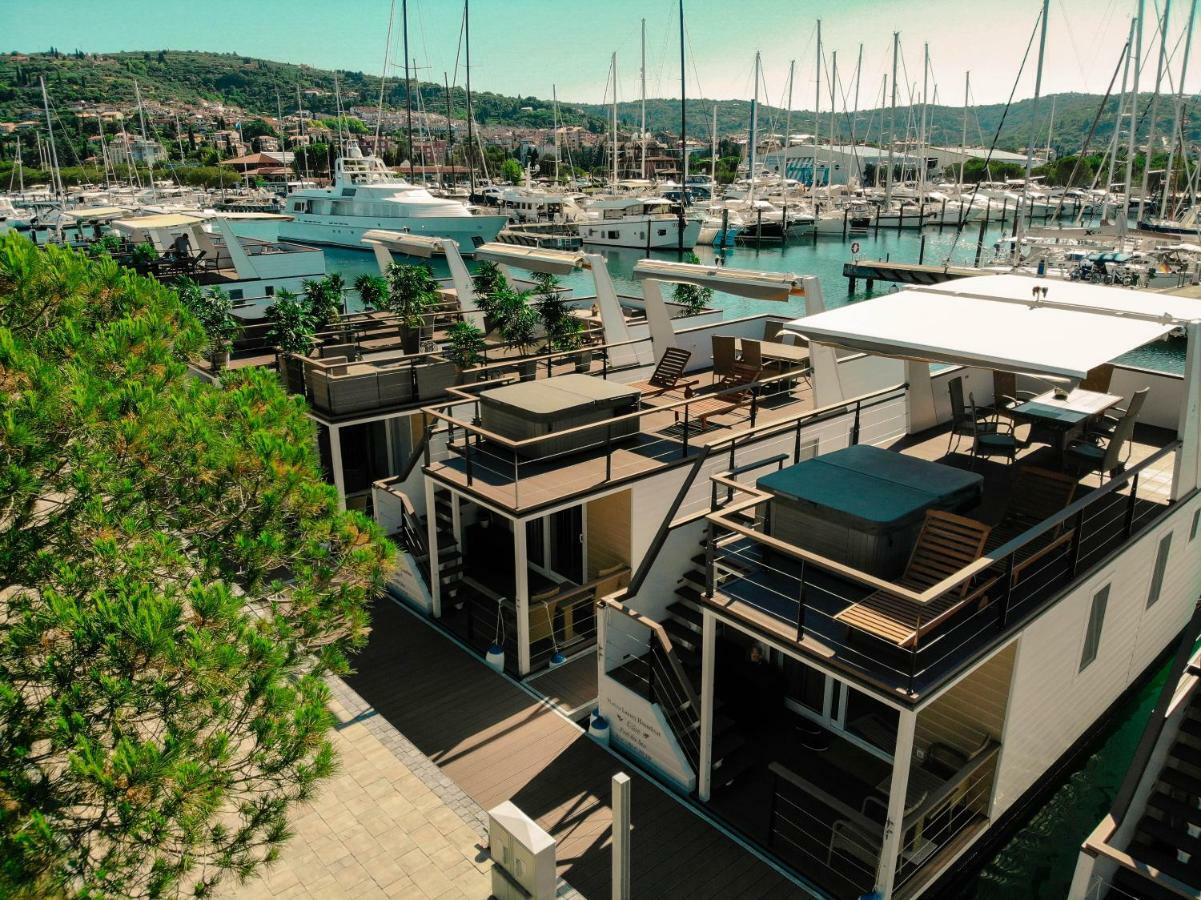 ポルトローシュ Marina Luxury Houseboat Oliveヴィラ エクステリア 写真